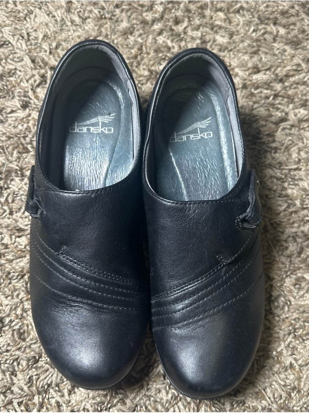 Dansko Balance Black leather Women’s Slip-On Leather Clogs Size 37W/ US 6.5-7